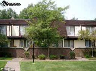 6462 State Rd APT 28, Cleveland, OH 44134