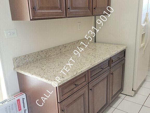 3rd image of 760 Floral Ln