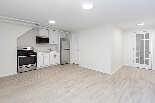 Rented by Compass | media 8