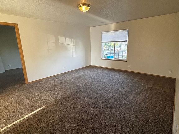 2nd image of 438 NW 17th St APT 02