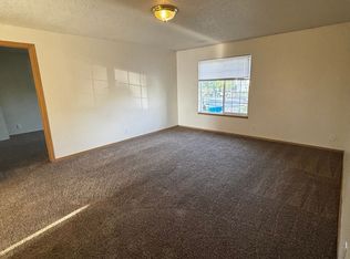 sev438, Redmond, OR 97756