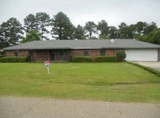 117 Pine Dr, Hattiesburg, MS 39401