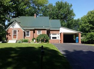 1015 S East St, Olney, IL 62450
