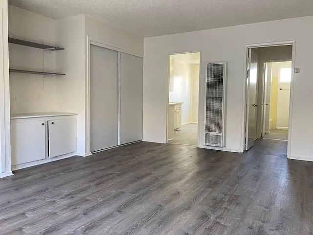 Studio, 600 sqft, $1,645 — Photo 2