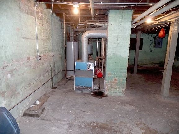 4th image of 5808 S Marshfield Ave