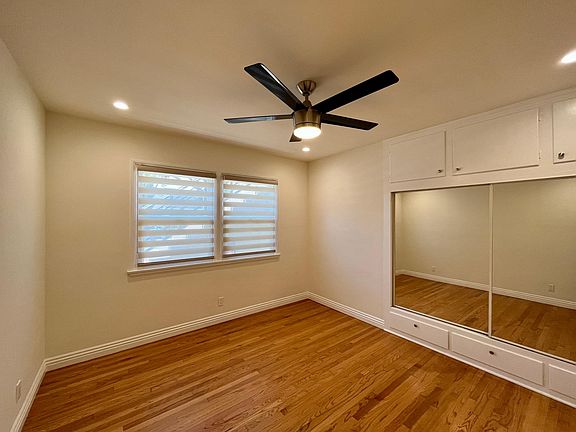 5th image of 102 Gaviota Ave #104