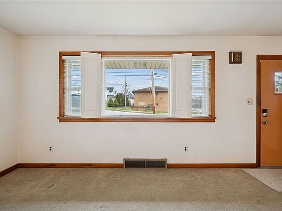 4th image of 131 Ohara St