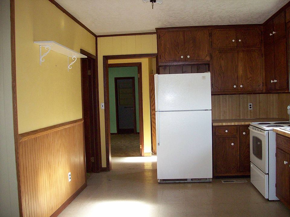 2nd image of 1064 Frontier Dr