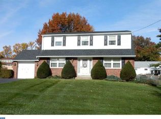 270 Essex Rd, Warminster, PA 18974