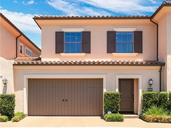 200 Crescent Moon, Irvine, CA 92602