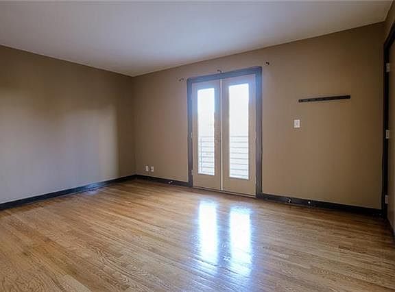 5th image of 4528 Broadway APT 3N