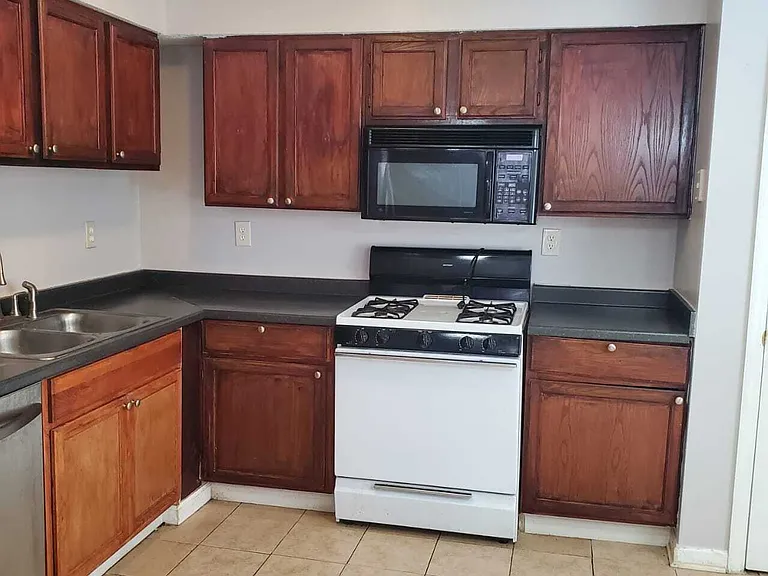 3904 Conley Downs Ln — Photo 27