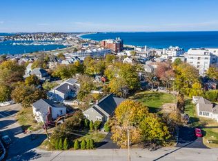 40 Shore Garden Rd, Hull, MA 02045