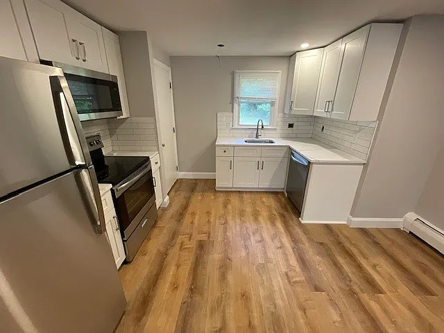 Evergreen Manor — Photo 7