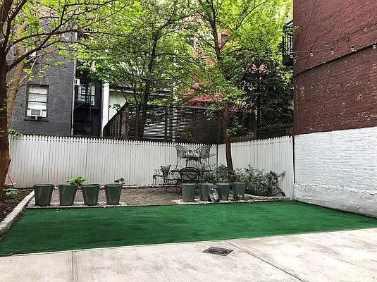 Rented by Lindemar LLC | media 53