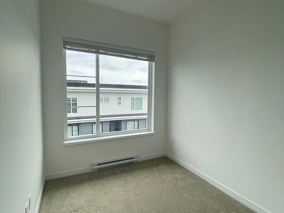 5th image of 15815 85th Ave #609