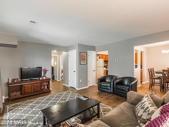 5th image of 2886 Burgundy Pl #8