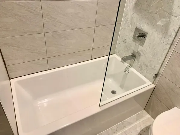 64-10 Gates Avenue image 16 of 17