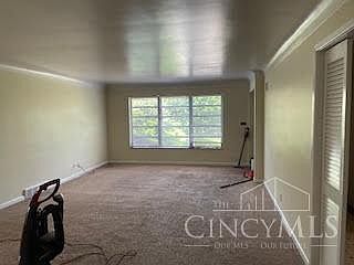 5th image of 1111 Elm Park Dr