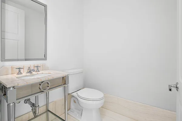 Sold by Compass | media 14