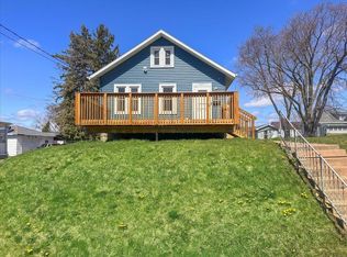 2347 Cherry St, Dubuque, IA 52001