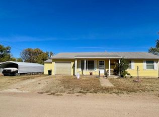 102 W 3rd St, Ransom, KS 67572