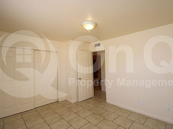5th image of 2744 E Tierra Buena Ln Unit 1