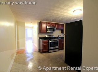 6 Douglass St #2R, Cambridge, MA 02139