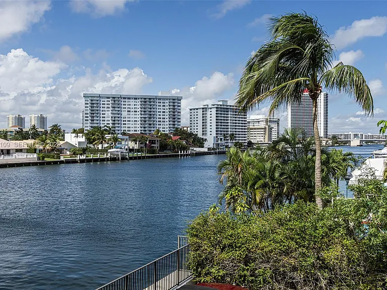 2017 S Ocean Dr #209 — Photo 28