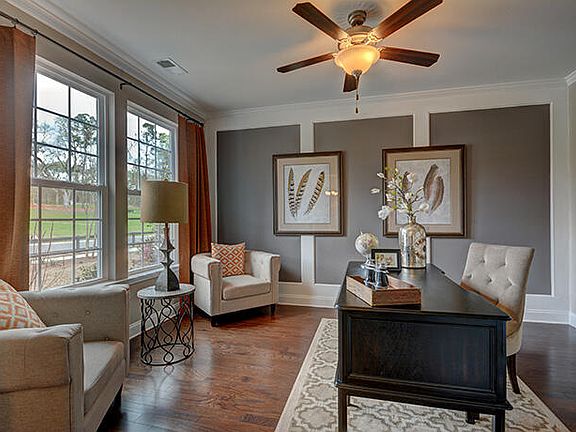 4th image of 2039 Longhorn Ln