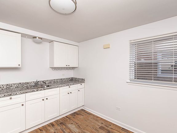 5th image of 4916 N Harlem Ave APT 1