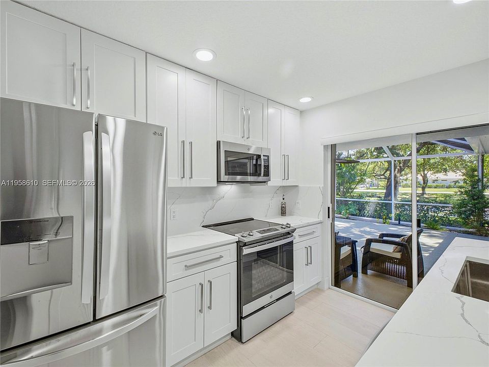 2nd image of 803 Silverleaf Oak Ct