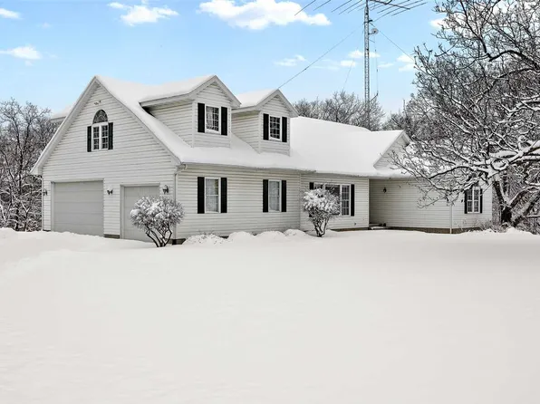 5945 32nd Ave, Shellsburg, IA 52332