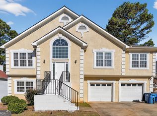 2350 Lake Royale Dr, Riverdale, GA 30296