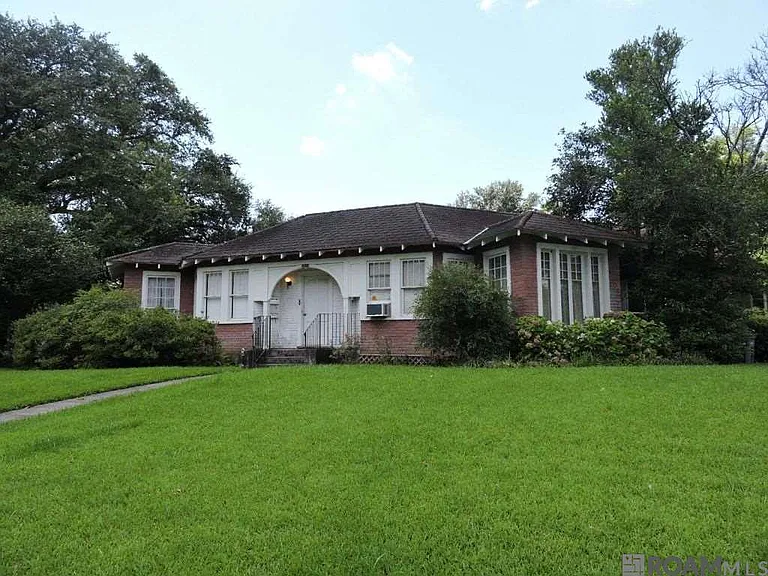 1819 Cedardale Ave #B — Photo 1