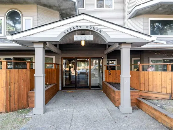 1720 W 13th St SW #306, Calgary, AB T2T 3P4