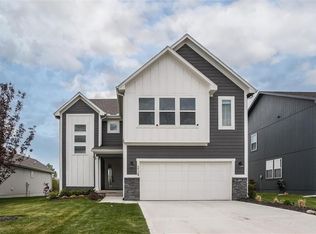 2129 SW Rutherford Dr, Lees Summit, MO 64082