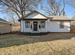 1214 W 21st St, Lawrence, KS 66046