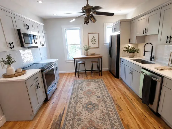 9 Woodville Park Floor 2, Roxbury, MA 02119