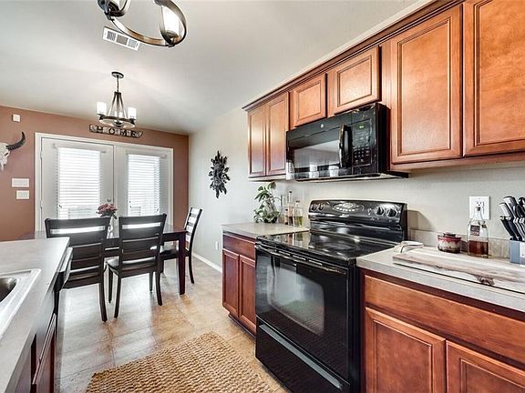 5th image of 12400 Ocean Spray Dr