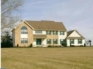 208 Readington Dr, Spring City, PA 19475