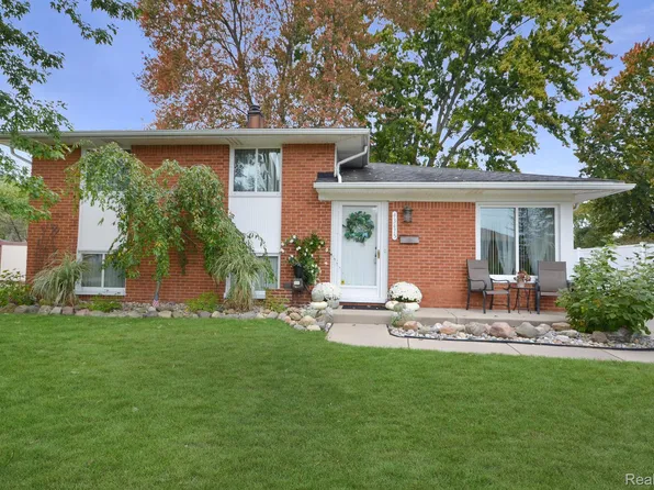 43475 Deborah Dr, Sterling Heights, MI 48313