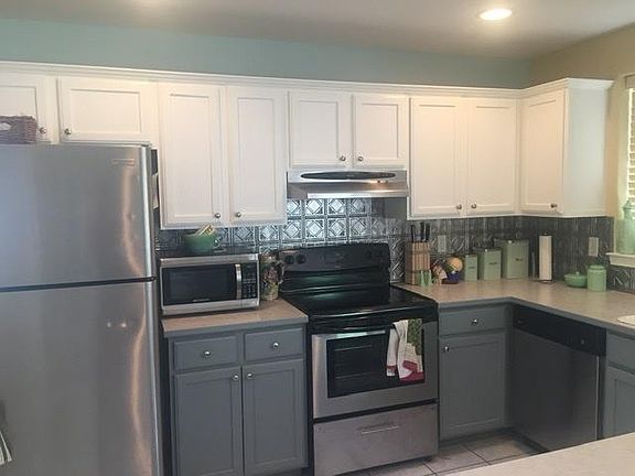 3rd image of 24460 Madura Dr NE