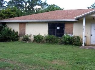 18521 W Sycamore Dr, Loxahatchee, FL 33470