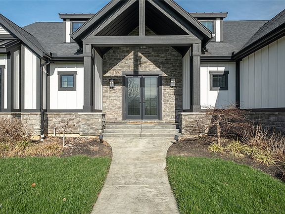 2nd image of 275 Fox Meadow Ct