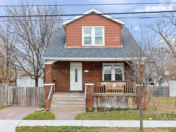 936 Arthur Rd, Windsor, ON N8Y 3Y3