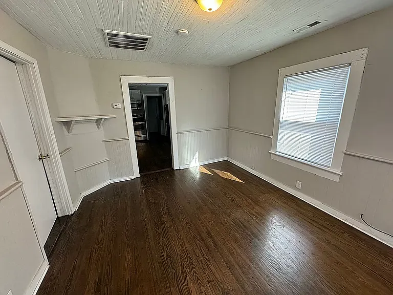 920 Gay St — Photo 8
