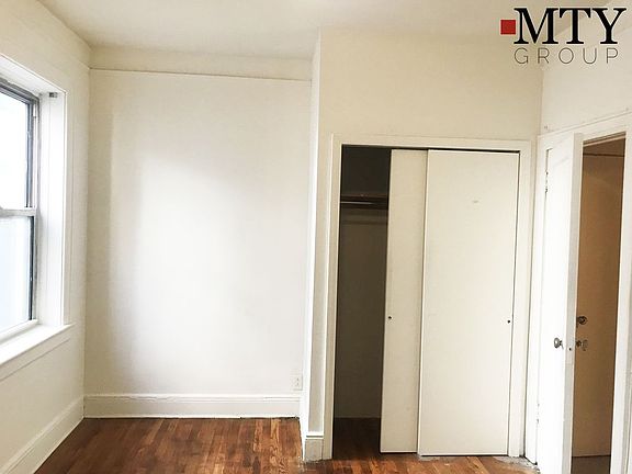 3rd image of 4534 47th St APT 4F