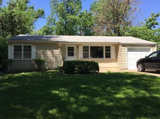 1539 Harry Rd, Manhattan, KS 66502
