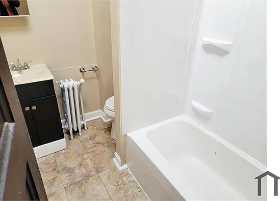 2 bed, 1210 sqft, $1,750 — Photo 4